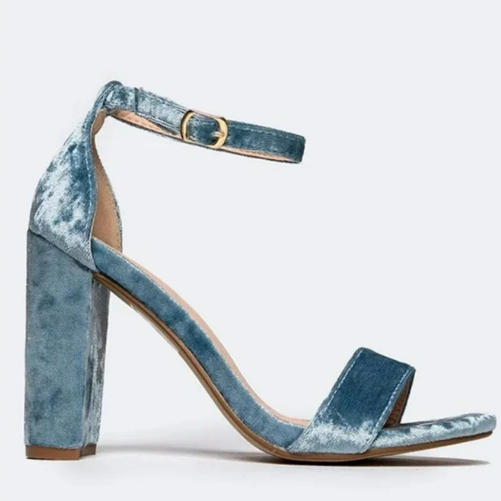 J. Adams NWOT Blue Plush Velvet Block Heel Sandals with Ankle Strap - Picture 2 of 6